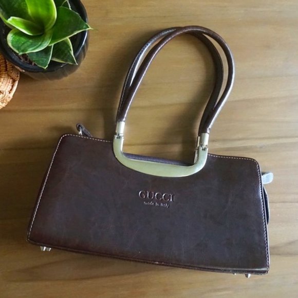 Gucci Handbags - "Gucci" retro 90s style handbag w/ shoulder strap